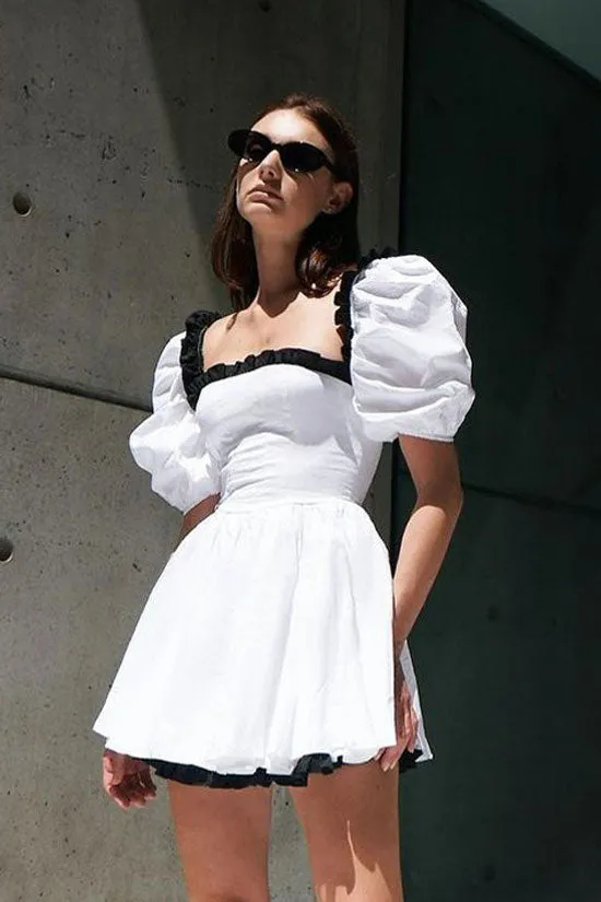 Vintage Bicolor Ruffled Square Neck Puff Sleeve Fit & Flare Summer Mini Dress - White